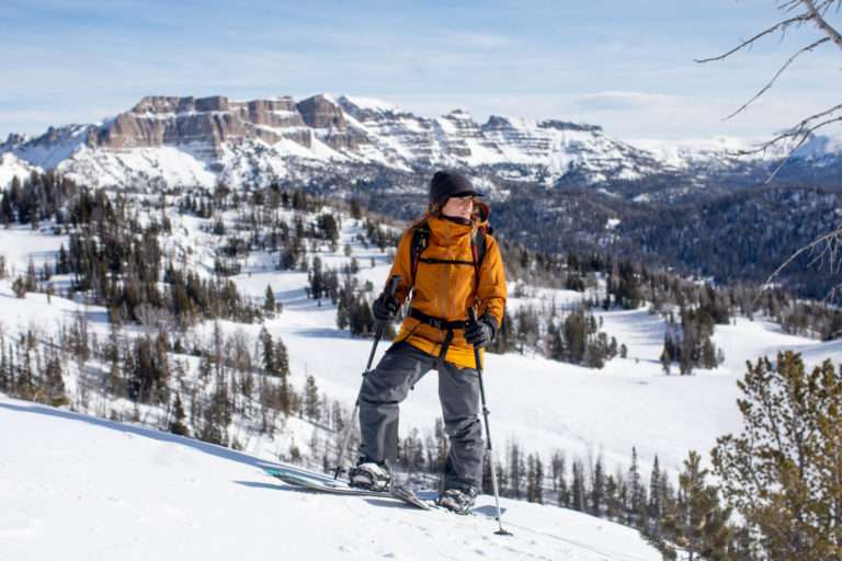 Hva er en skalljakke og hva bør du tenke på når du kjøper den?