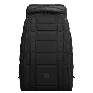 DB Hugger Backpack 30L Black Out