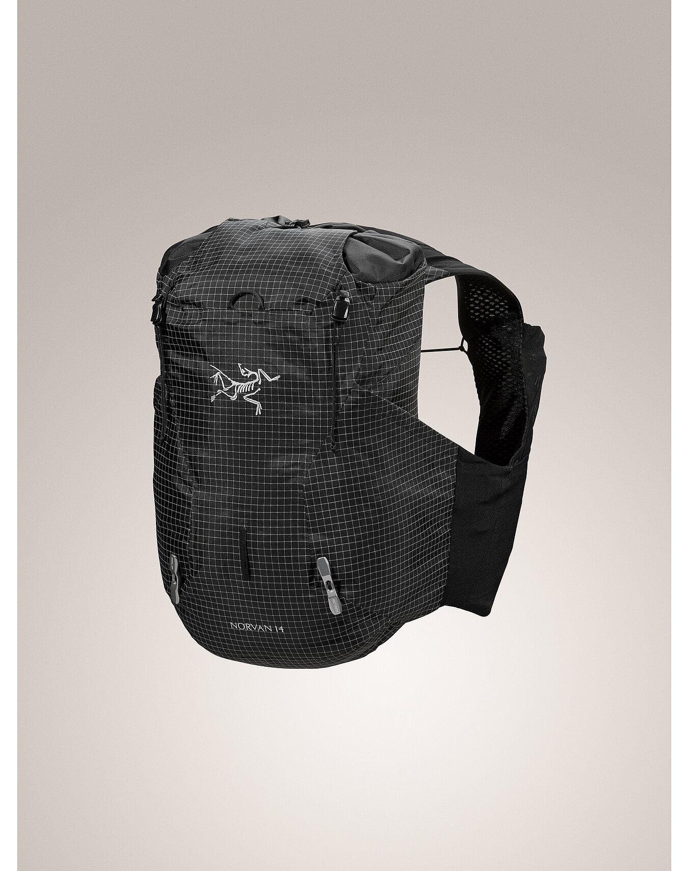 S24-X000007517-Norvan-14-Vest-Black-Back