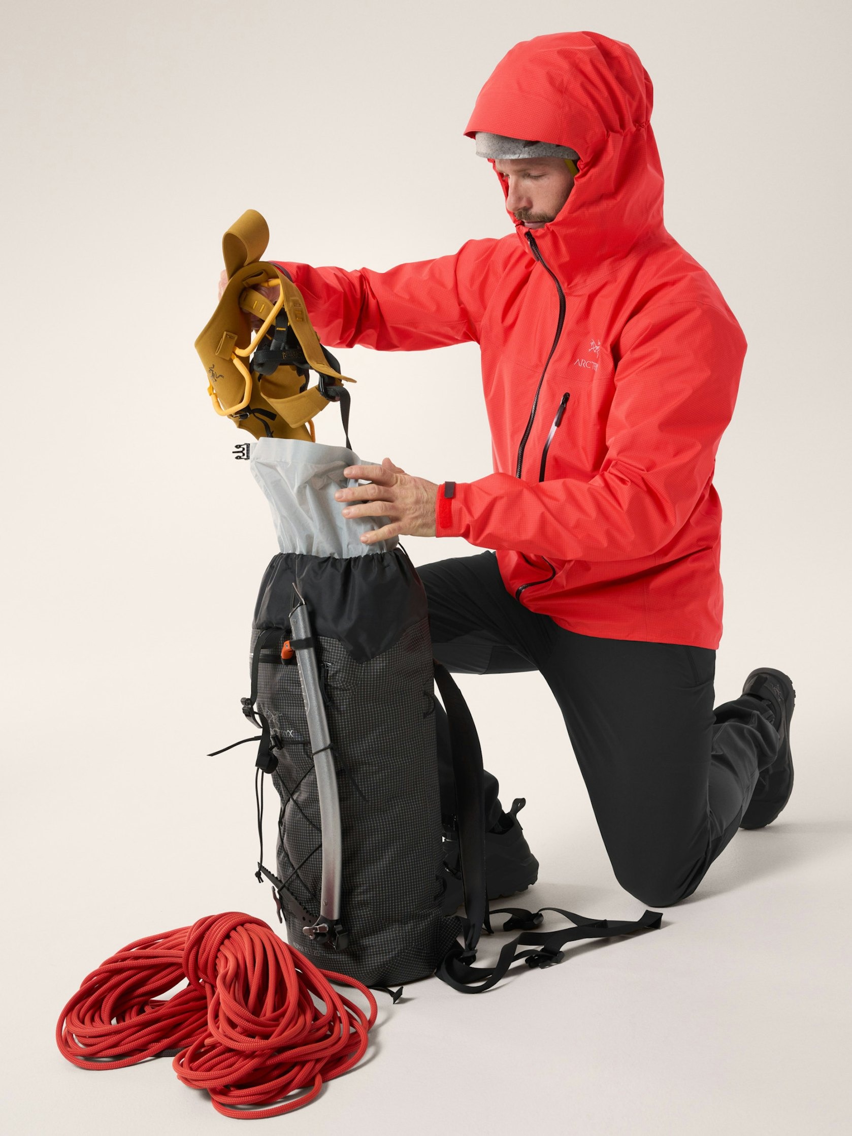 S25-X000007728-Alpha-Lightweight (1)