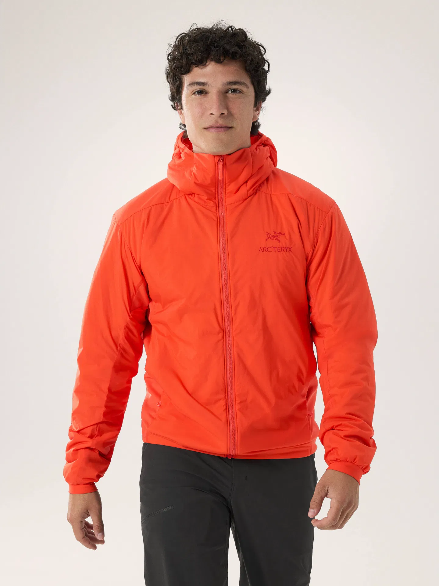 F24_X000007487_021318_Atom_Hoody_Solaris_Men_M_Front-View_1920x1920