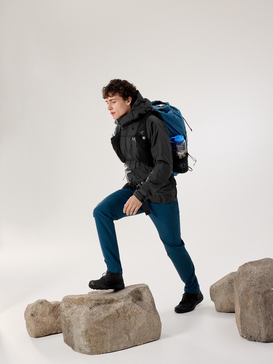 F25-X000010552-Beta-SL-Jacket-Bl (5)