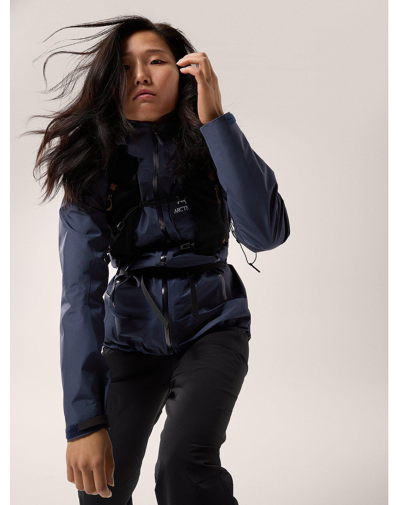 ArcTeryx Arcteryx Beta LT Jacket Womens Black Sapphire X000007239 Platou Sport 8