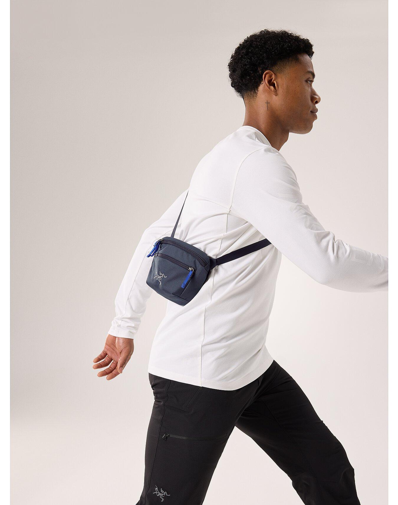 ArcTeryx Arcteryx Mantis 1 Waist Pack Black Sapphir X000006157 Platou Sport 2