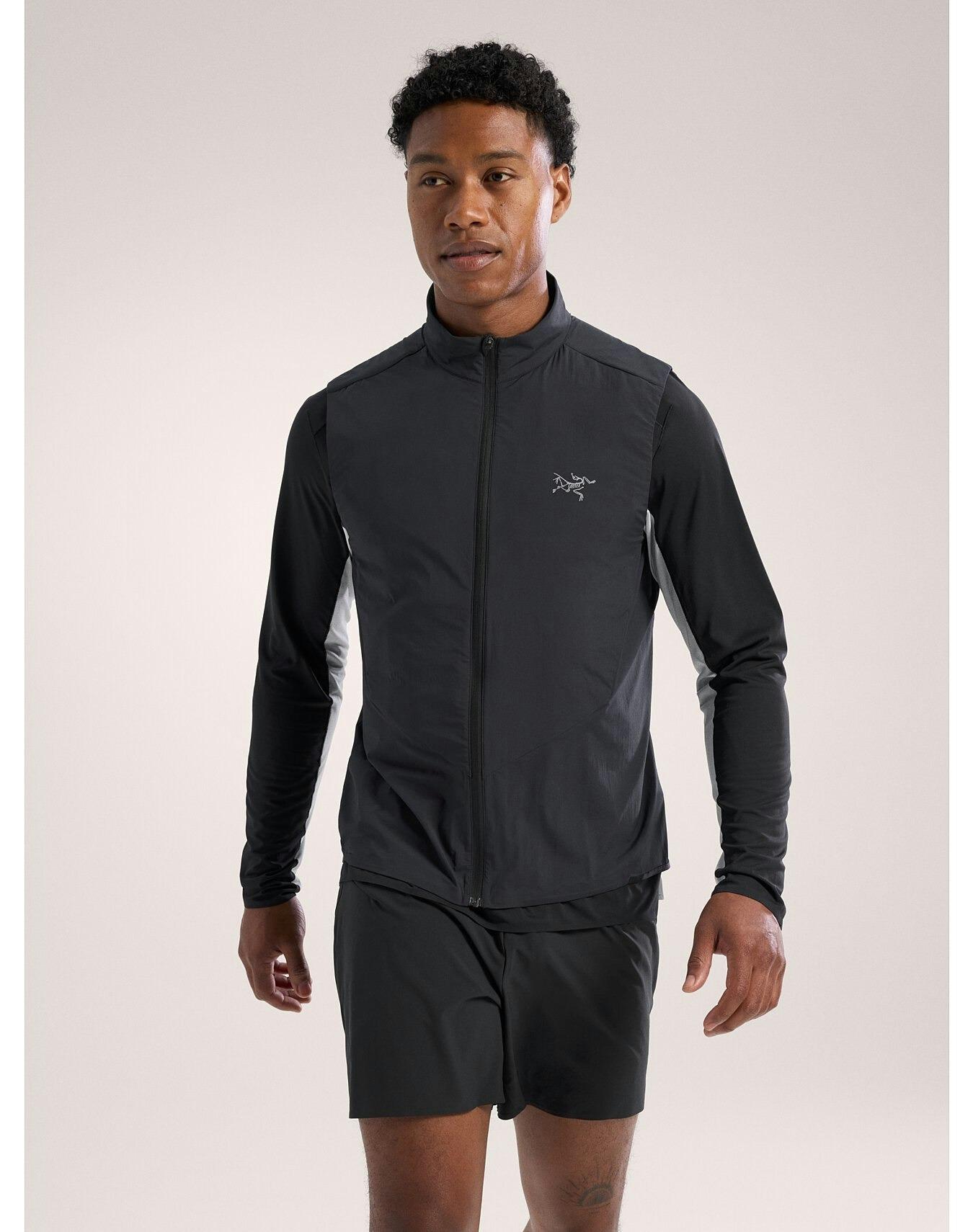 Arc'teryx Norvan Insulated Vest Mens Black - PlatouSport