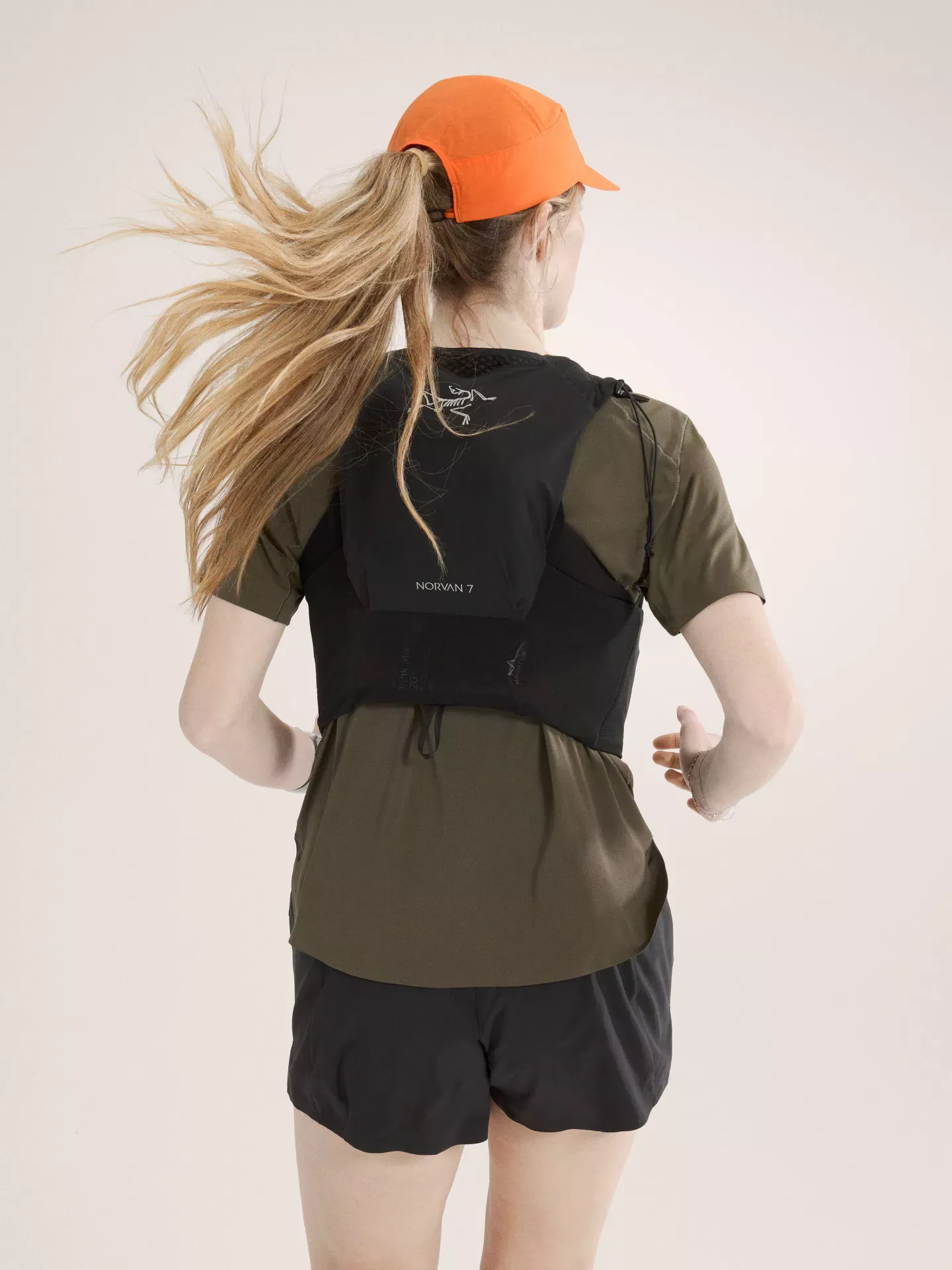 Arcteryx Arcteryx Norvan 7 Vest Womens Black X000006803 Platou Sport 5