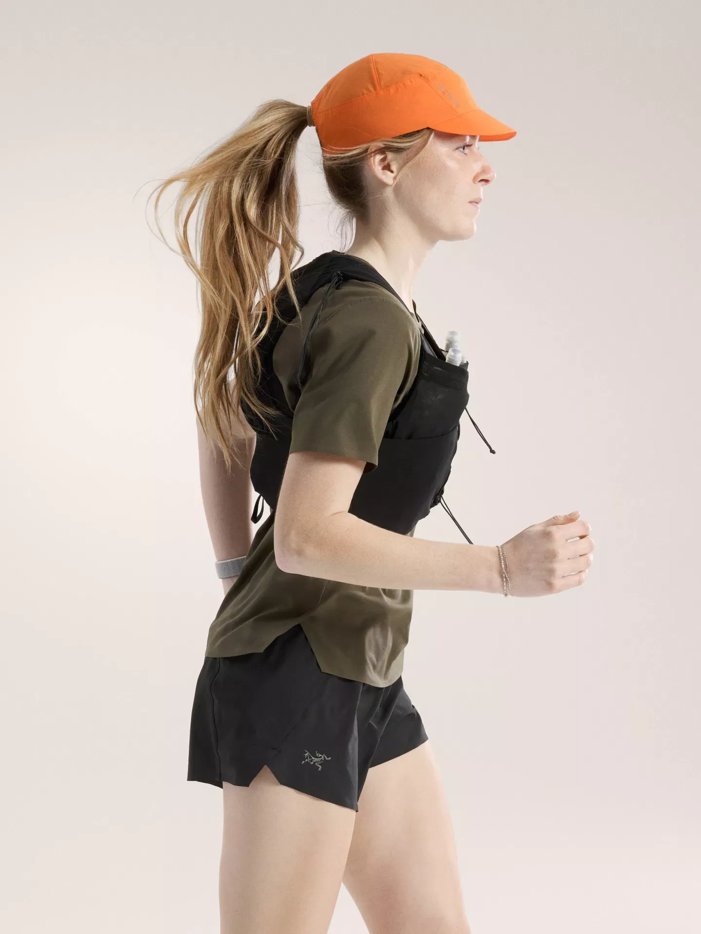 Arcteryx Arcteryx Norvan 7 Vest Womens Black X000006803 Platou Sport 6