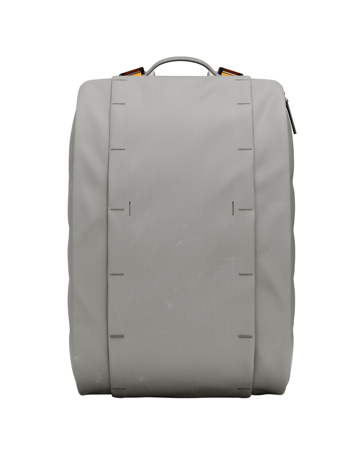 Douchebags DB Hugger Base Backpack 15L Sand Grey 1000173009001 Platou Sport 6