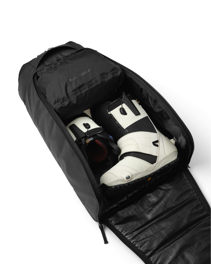 Douchebags DB Hugger Bootpack 45L Black Out 1000265004901 Platou Sport 4