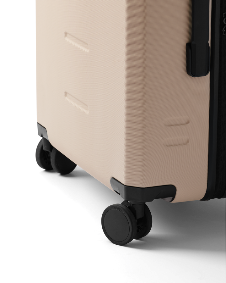 Douchebags DB Ramverk Check-in Luggage Medium Fogbow Beige 505A48 Platou Sport 5