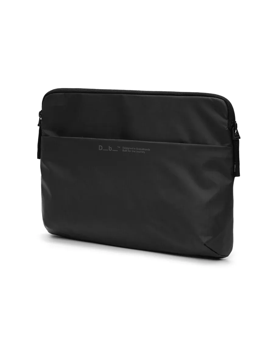 Douchebags DB Ramverk Laptop sleeve 14" Black Out 5000474004901 Platou Sport 1