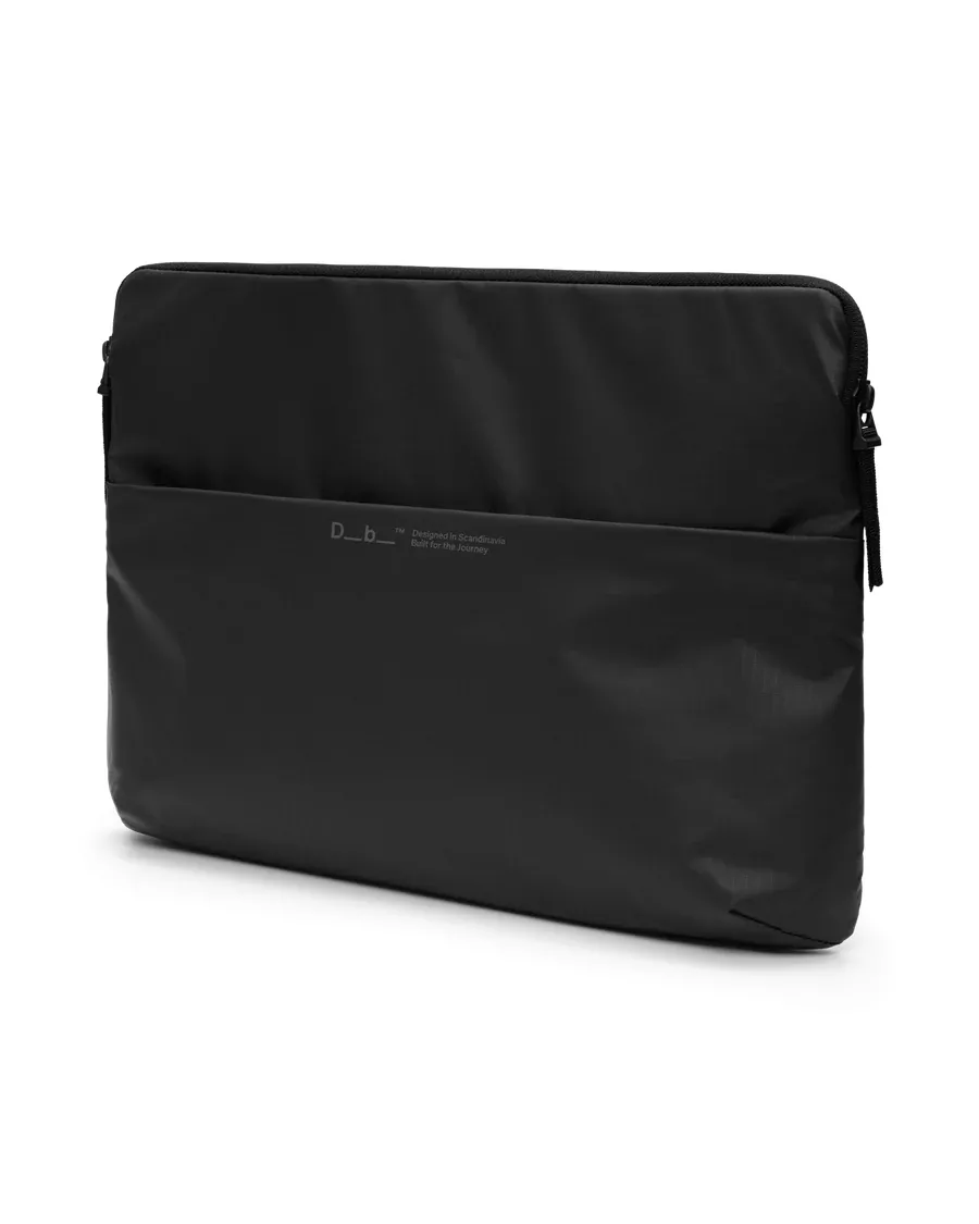 Douchebags DB Ramverk Laptop sleeve 16" Black Out 5000475004901 Platou Sport 1