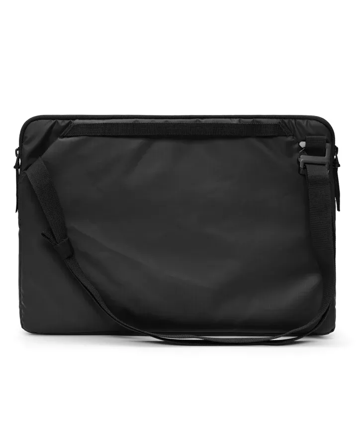 Douchebags DB Ramverk Laptop sleeve 16" Black Out 5000475004901 Platou Sport 2