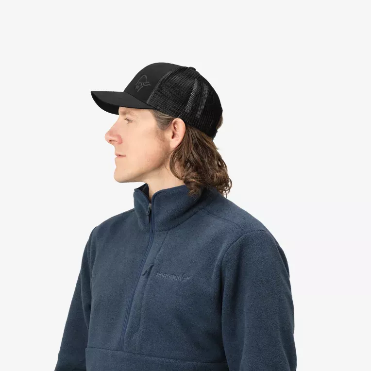 Norrøna Norrøna -29 snap back trucker mesh Cap Caviar Black 3422-22 Platou Sport 5