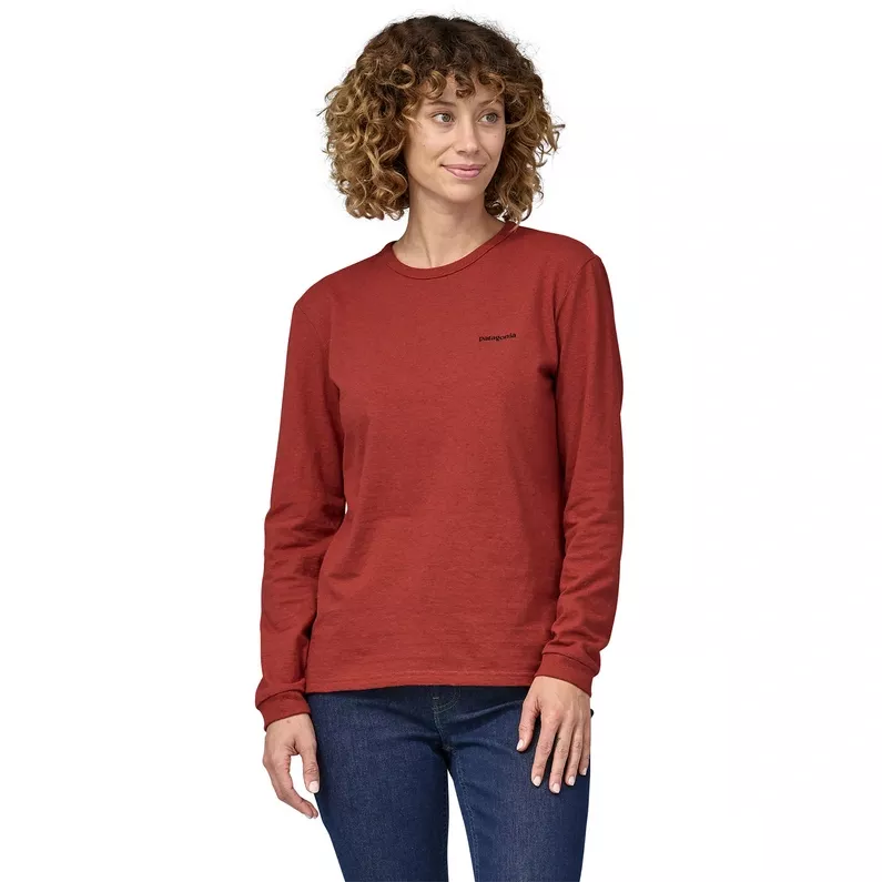 Patagonia Patagonia Womens L-S P-6 Logo Responsibili-Tee Potters Red P37603 Platou Sport 1