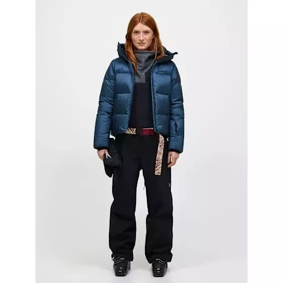 Peak Performance Peak Performance Womens Glissade Down Jacket Mountain Lake G80470 Platou Sport 1