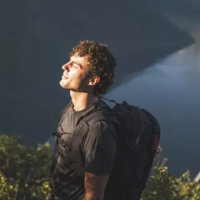 Norrøna femund tech T-shirt M's Caviar Black - Bilde 4