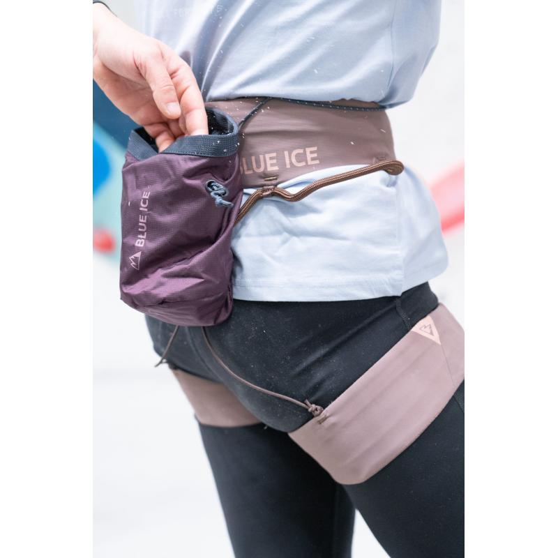 Blue Ice Sender Chalk Bag Black Iris - Bilde 2