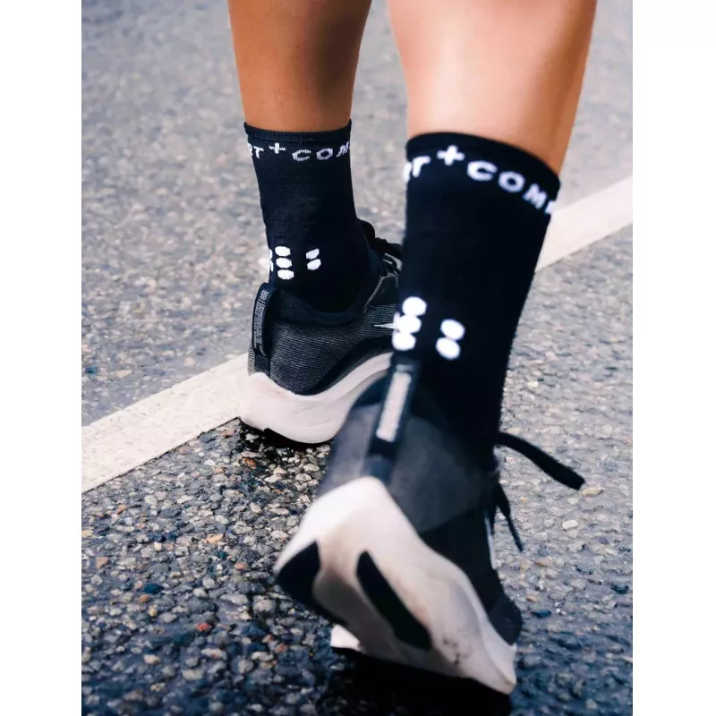 Compressport PRO MARATHON SOCKS V2.0 Black/White - Bilde 3