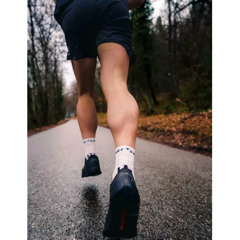 Compressport PRO MARATHON SOCKS V2.0 White/Black - Bilde 4