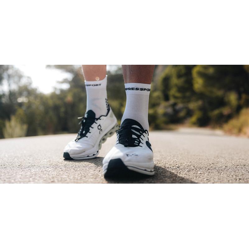 Compressport PRO RACING SOCKS V4.0 RUN HIGH White/Black - Bilde 3