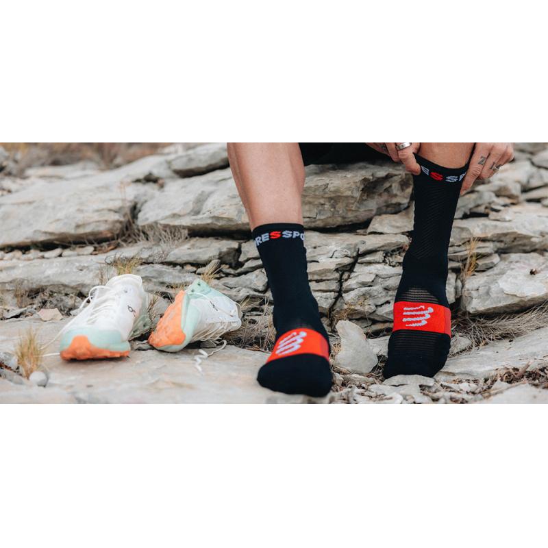 Compressport ULTRA TRAIL SOCKS V2.0 Black/Red - Bilde 3