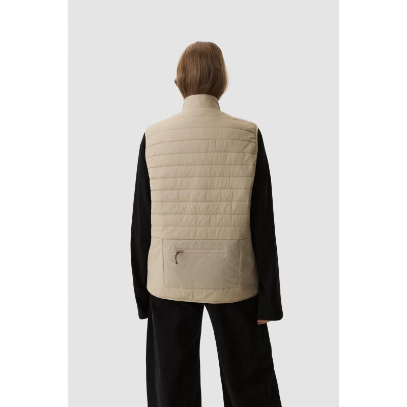 Yama Traverse Puffer Vest Sand Dune - Bilde 7