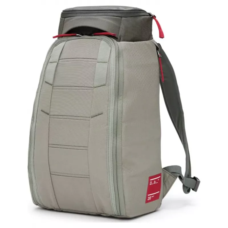 DB Hugger Backpack 20L Basil Green